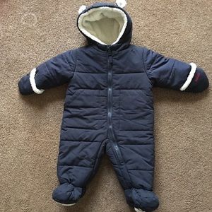 Oshkosh Bgosh Snowsuit Hoodie One Piece Coat 6/9M